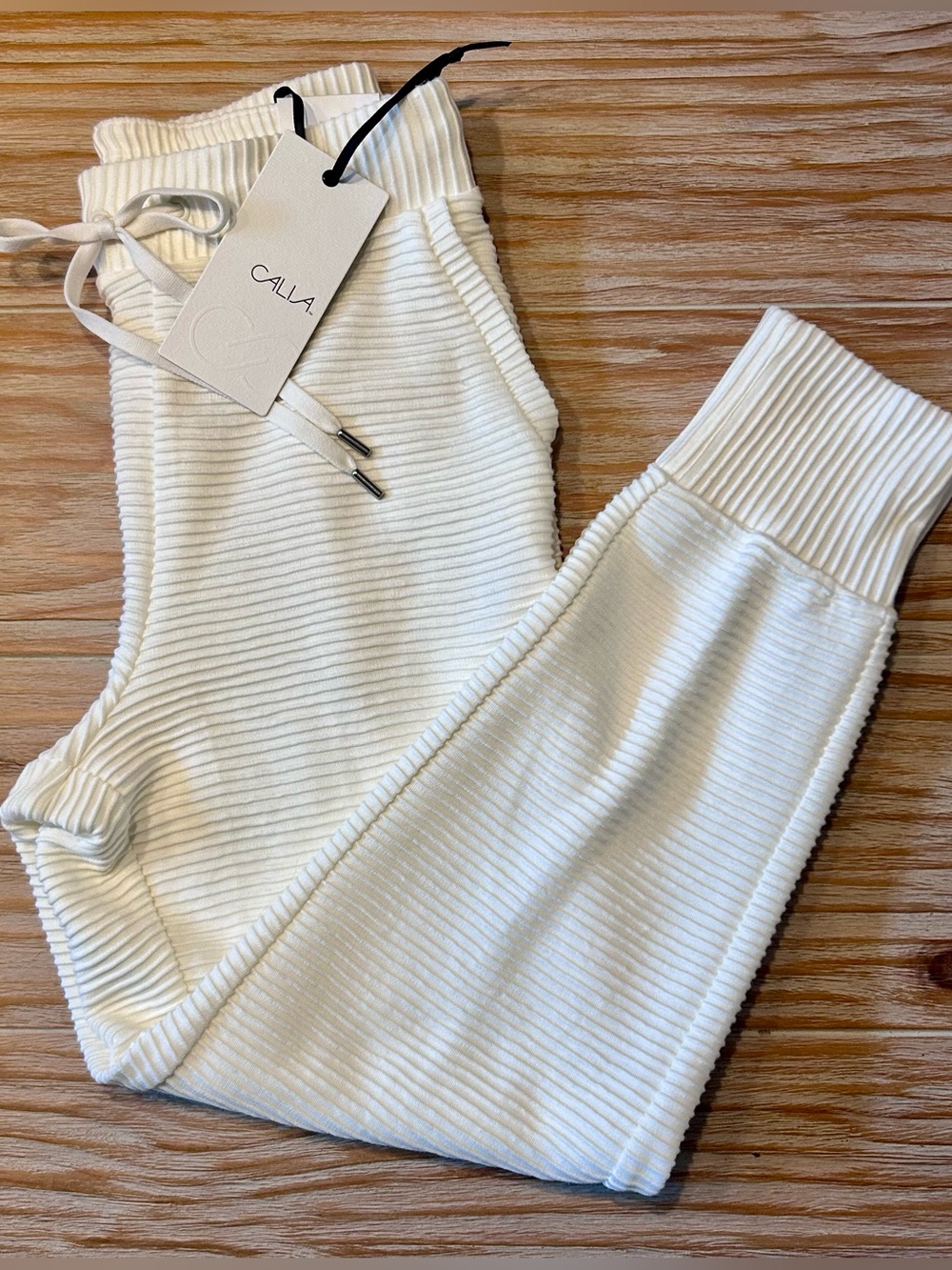 Calia - NWT - Elevate Rib Jogger
High-rise in Cloud Cover